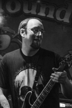 Yakavetta play the Bike'N'Hound