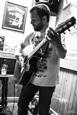 Andy Bennett at the Bike'N'Hound - Photos by Tobias Alexander / Grey Trilby