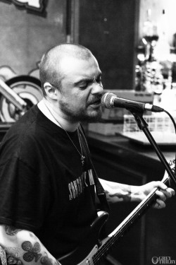 A Band of Gypsies at the Bike'N'Hound. Photography by Grey Trilby | Tobias Alexander